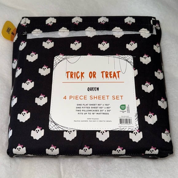 Trick Or Treat Bow Ghosts Halloween Sheet Set - Queen 👻🎀 - Picture 1 of 4